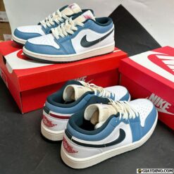 Giay Nike Air Jordan 1 Low Motion Trang Xanh Duong Giày Nike Air Jordan 1 Low Motion Trắng Xanh Dương