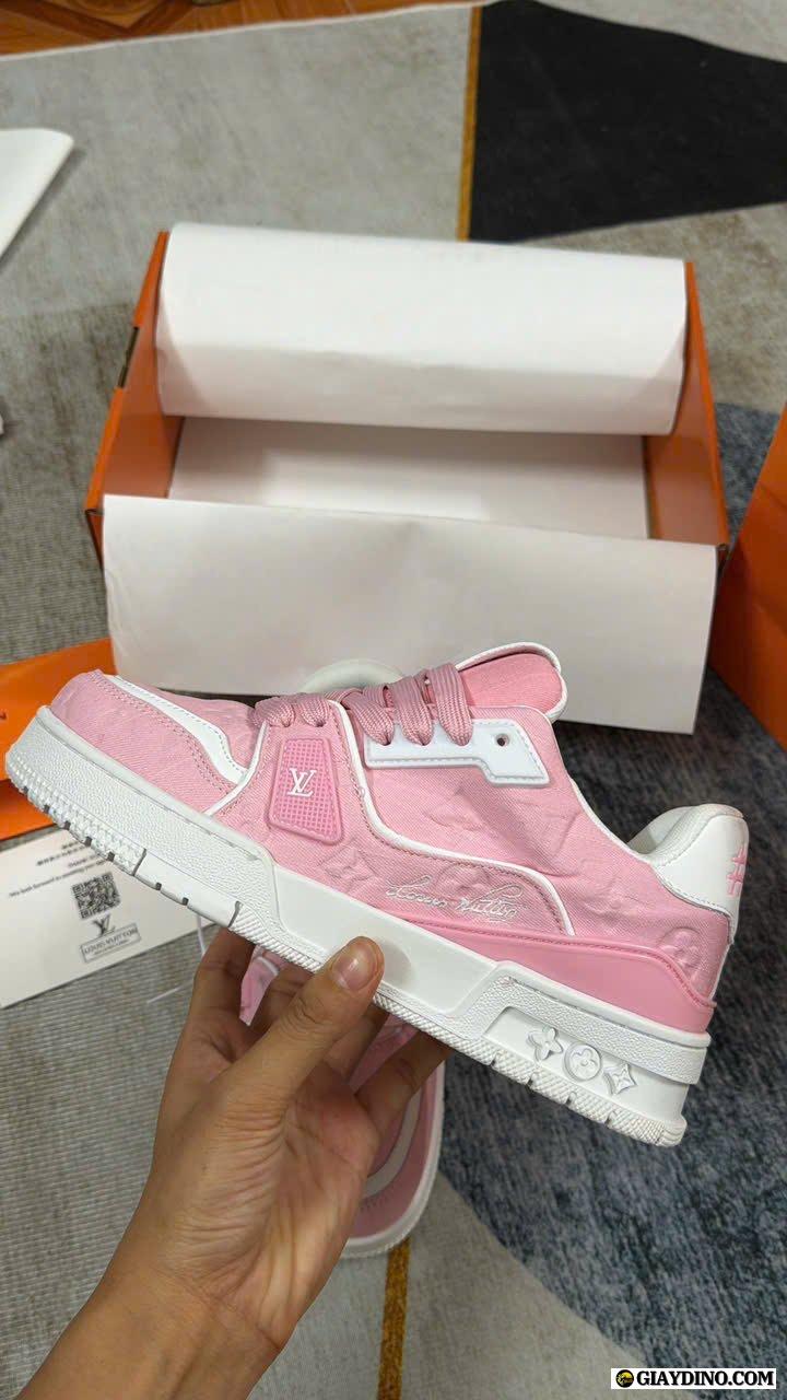 Giày Cổ Thấp Louis Vuitton LV Trainer 54 Da Dập Nổi Monogram Giày Cổ Thấp Louis Vuitton LV Trainer 54 Da Dập Nổi Monogram