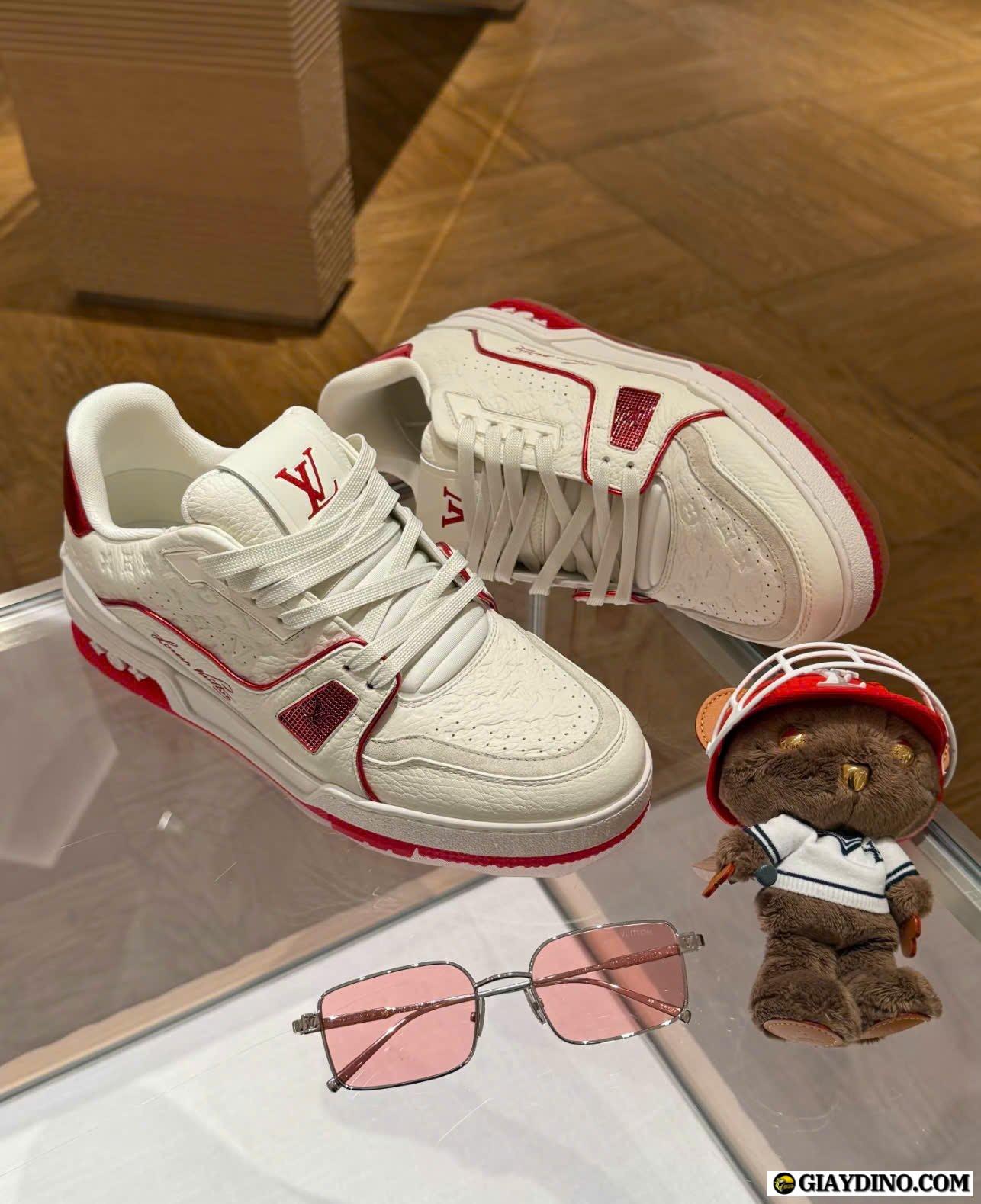Giày Louis Vuitton LV Trainer 54 Đỏ Trắng Chuẩn SIze Giày Louis Vuitton LV Trainer 54 Đỏ Trắng Chuẩn SIze