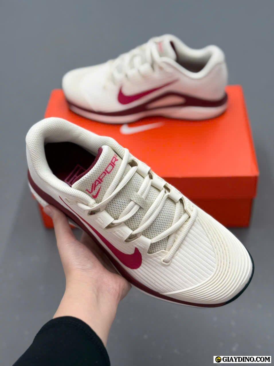 Giày Nike Court Air Zoom Vapor 12 HC Pale Ivory Sail Burgundy Cream Giày Nike Court Air Zoom Vapor 12 HC Pale Ivory Sail Burgundy Cream