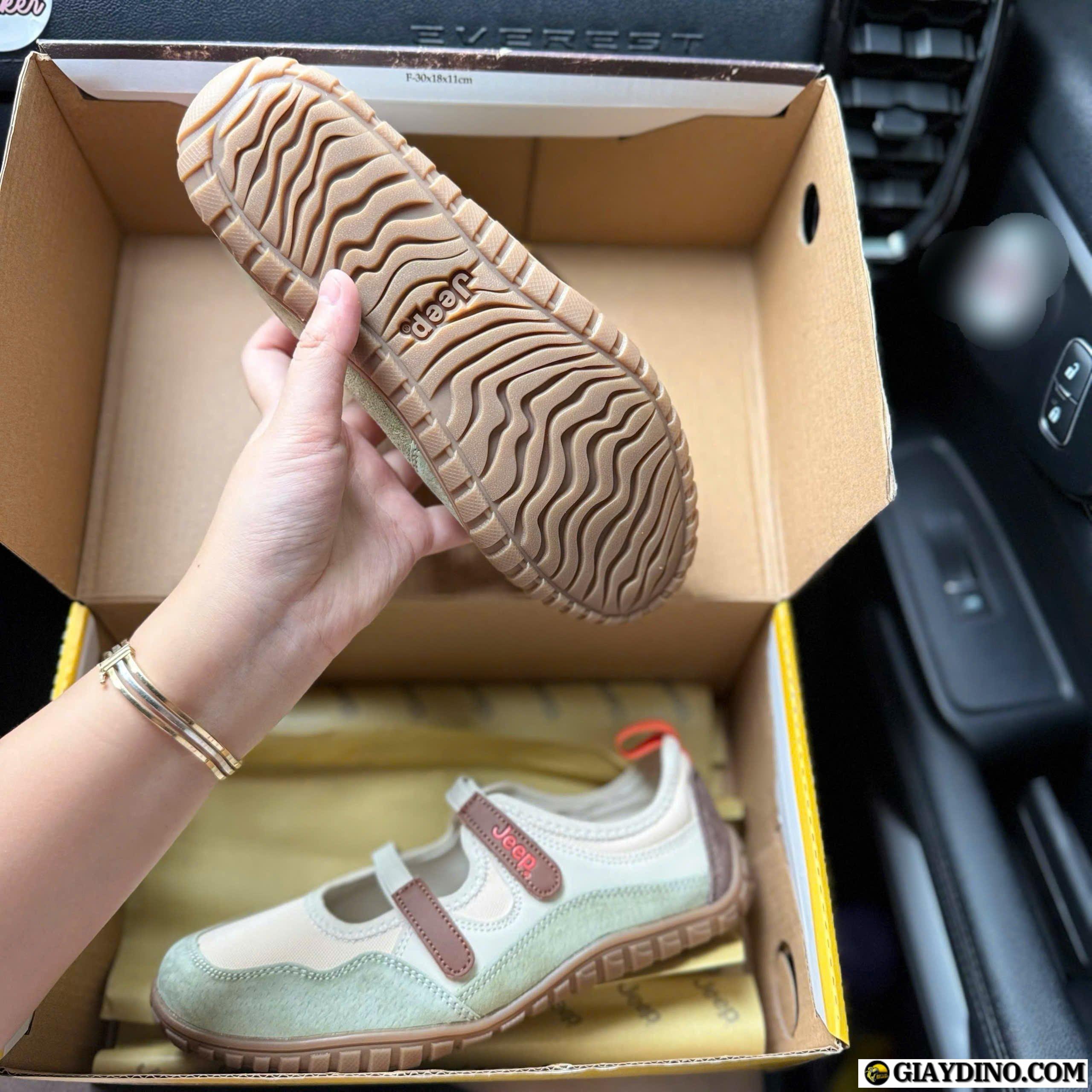 Giày Thể Thao Nữ Jeep Outdoor Low Top Trắng Kem Xanh Rêu Giày Thể Thao Nữ Jeep Outdoor Low Top Trắng Kem Xanh Rêu