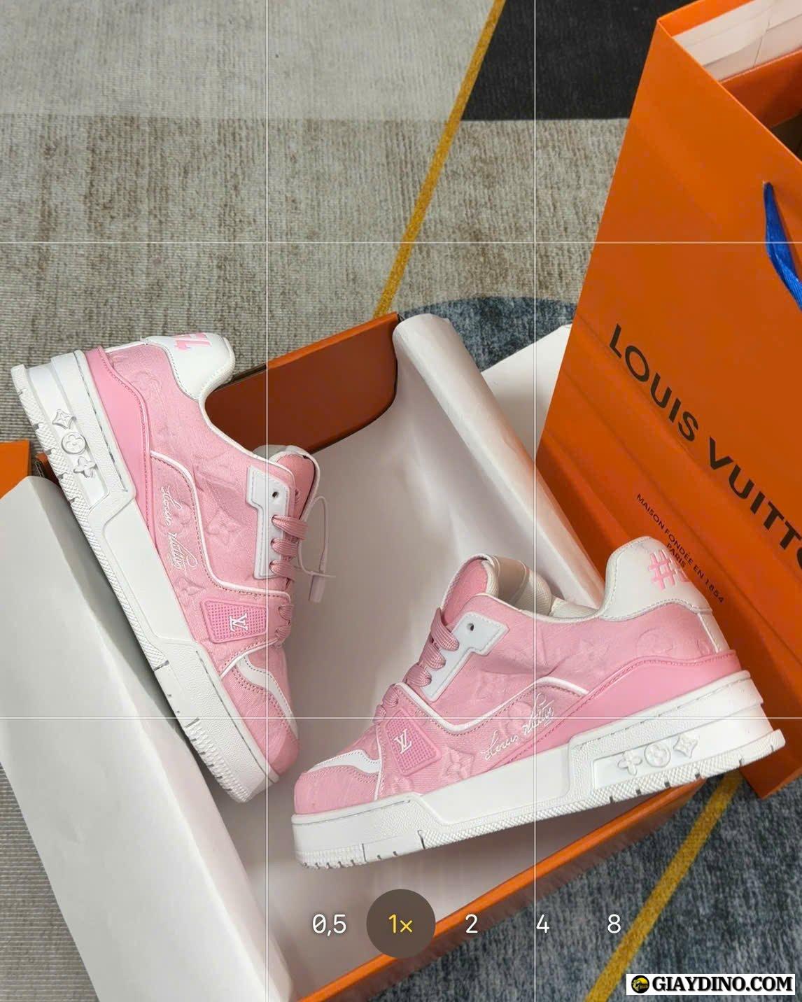 Giày Thể Thao Nữ Louis Vuitton LV Trainer 54 Trắng Hồng Giày Thể Thao Nữ Louis Vuitton LV Trainer 54 Trắng Hồng