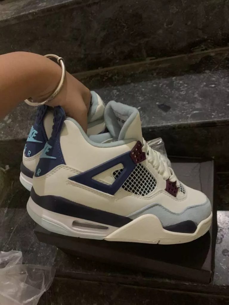 Nike Air Jordan 4 Lugia Pokemon - Jordan 4 Trắng Xanh Nỉ